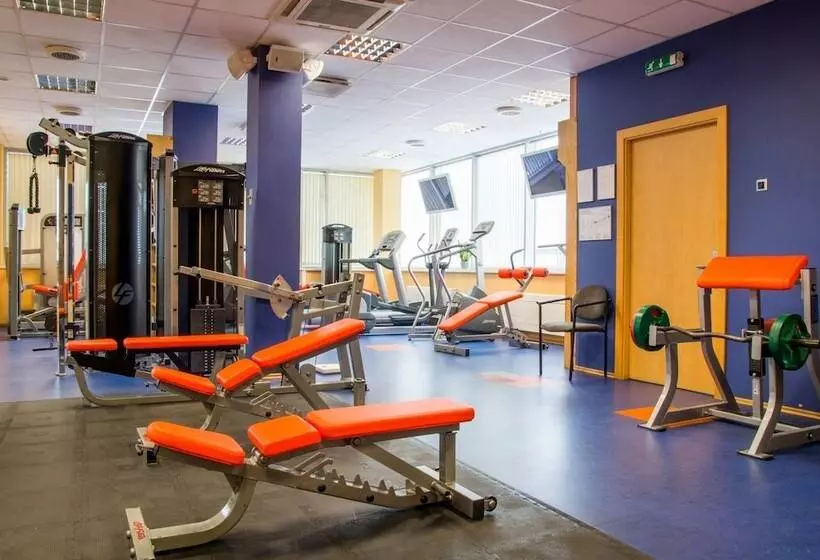 Riga Islande Hotel With Free Parking