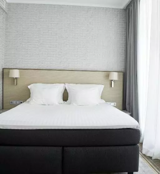 هتل Tallink Spa & Conference