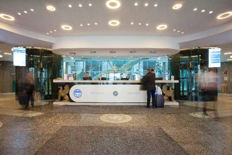 هتل Tallink Spa & Conference