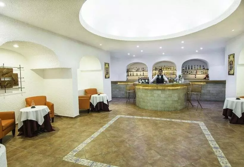 Отель Tesoro Manzanillo All Inclusive