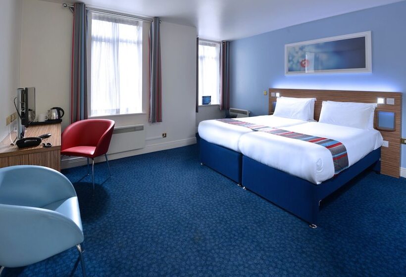 בית מלון כפרי Travelodge Dublin City Rathmines