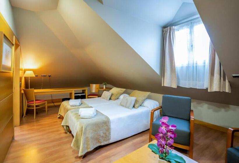 هتل Victoria 4 Puerta Del Sol