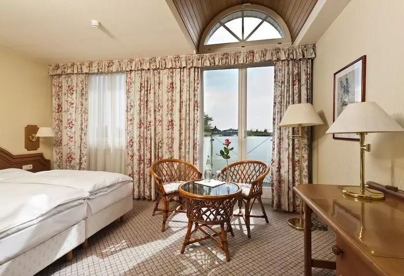 Отель Wyndham Garden Donaueschingen