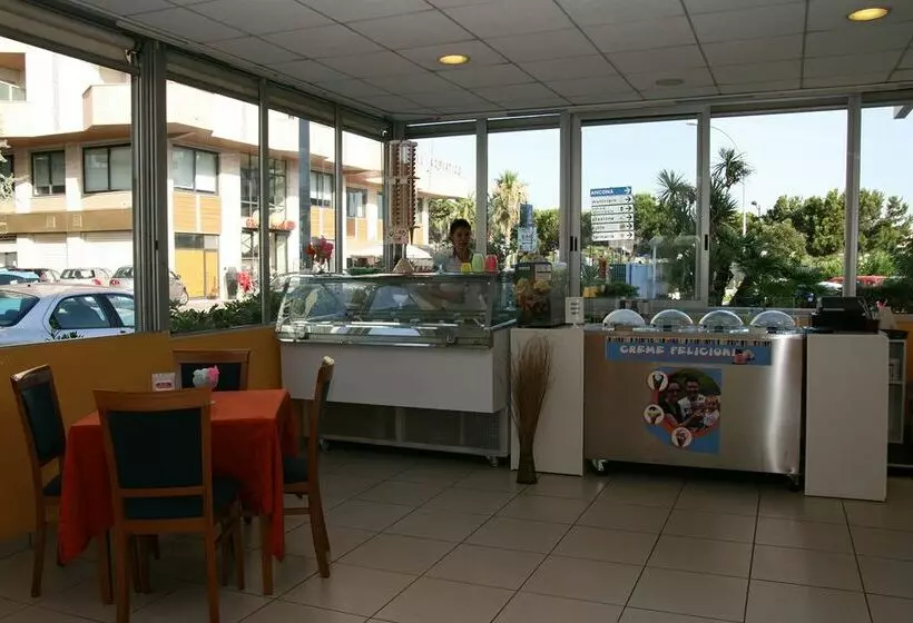 酒店 Ariminum Felicioni