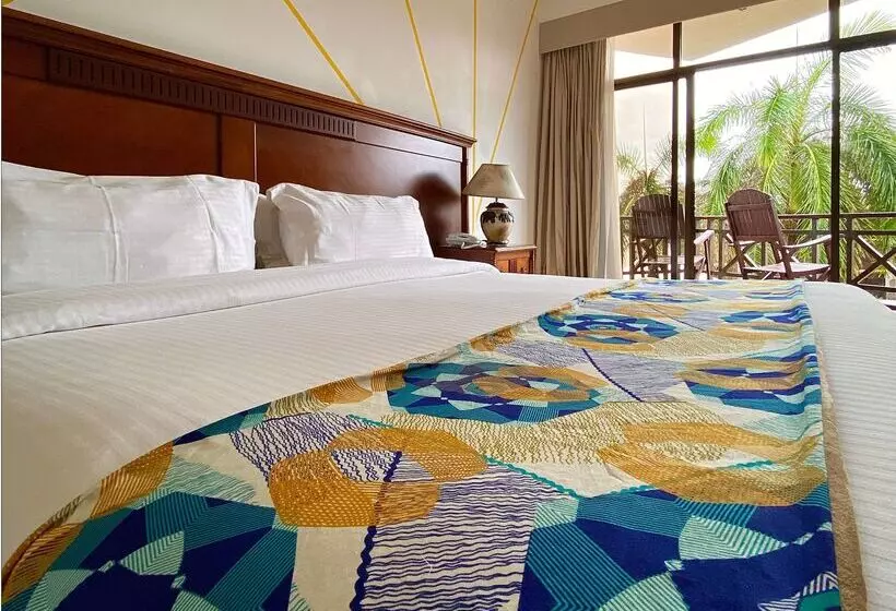 هتل Golden Tulip Dar Es Salaam