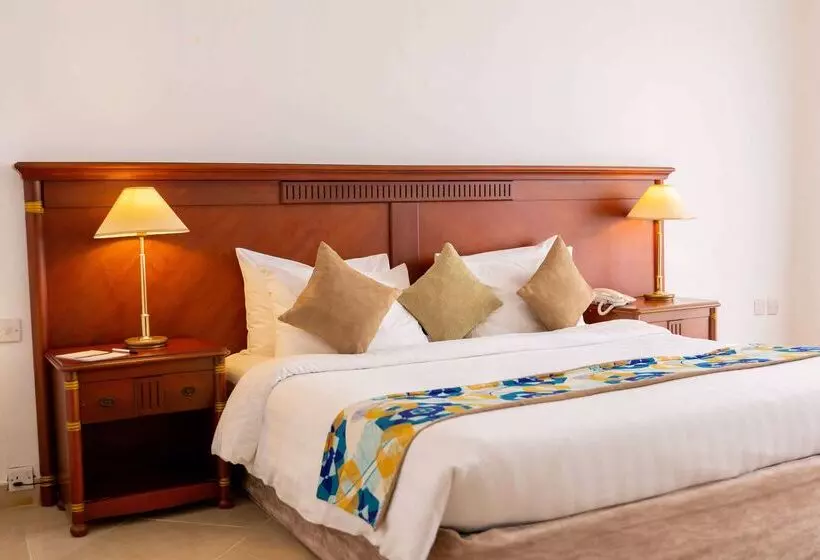 هتل Golden Tulip Dar Es Salaam