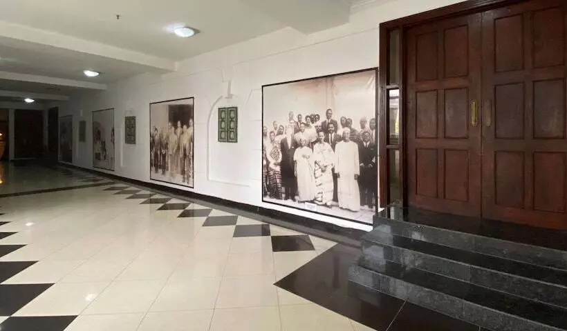 هتل Golden Tulip Dar Es Salaam