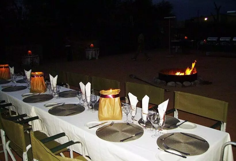 Отель Hammerstein Lodge & Camp