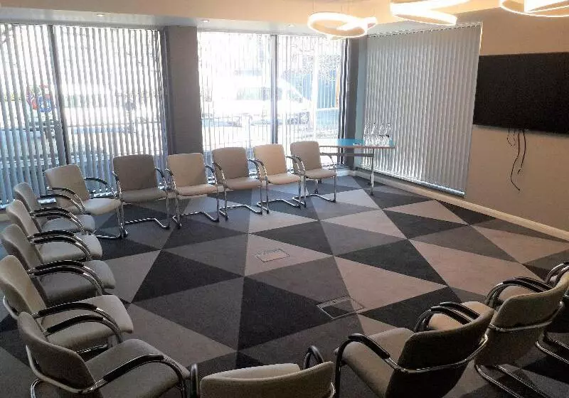 בית מלון כפרי Holiday Inn Express Leeds City Centre Armouries, An Ihg