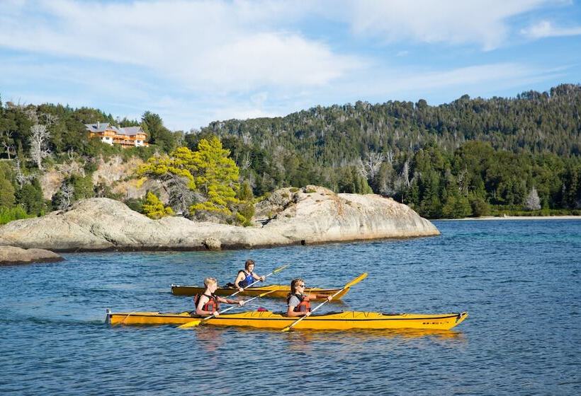 هتل Hostería Isla Victoria Lodge