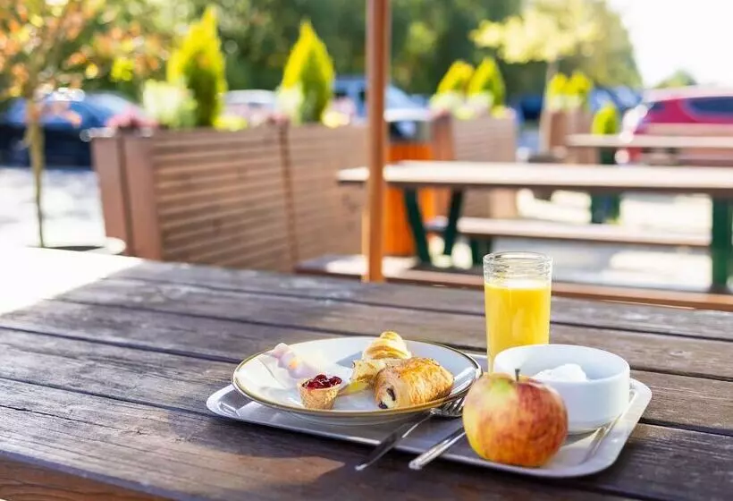 ホテル Ibis Budget Charleroi Airport