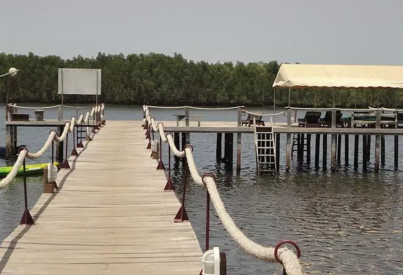 هتل Keur Saloum
