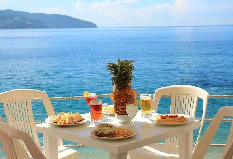 هتل Las Torres Gemelas Acapulco