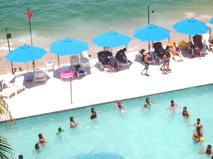 Отель Las Torres Gemelas Acapulco