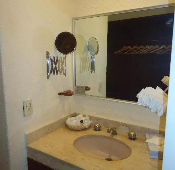 هتل Las Torres Gemelas Acapulco