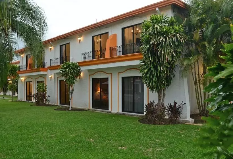 ホテル Mision Colima