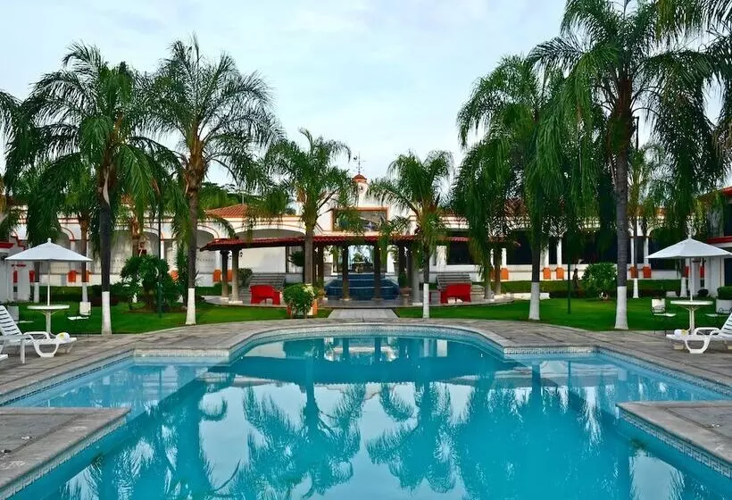 ホテル Mision Colima