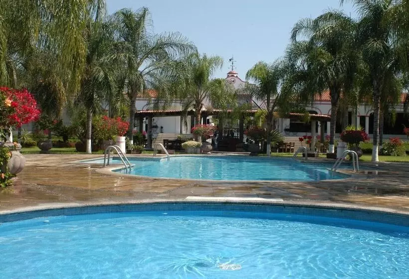 ホテル Mision Colima