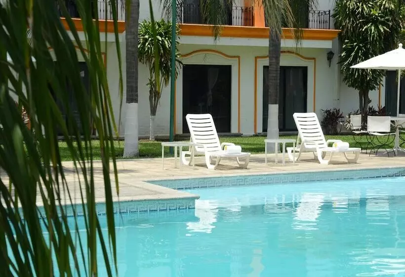 ホテル Mision Colima