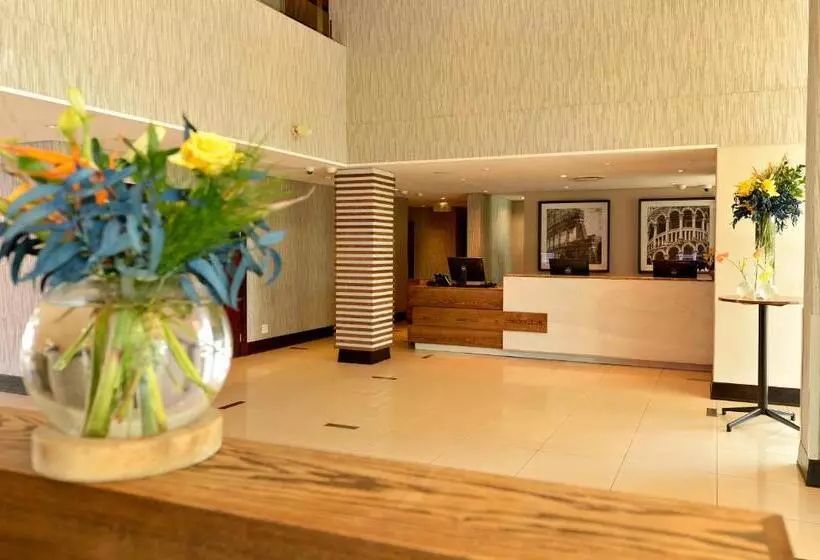 Piazza Hotel Montecasino