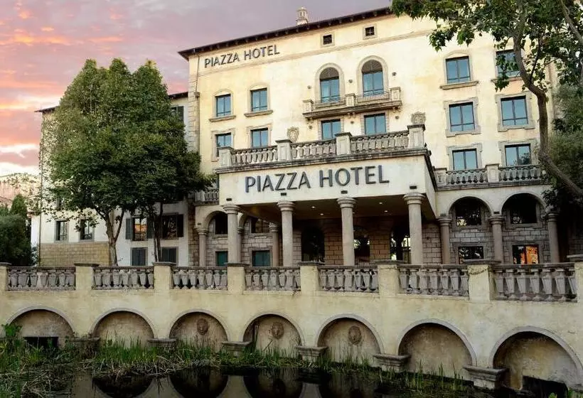 Piazza Hotel Montecasino