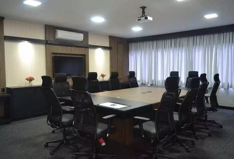 Отель Premium Vila Velha Ponta Grossa