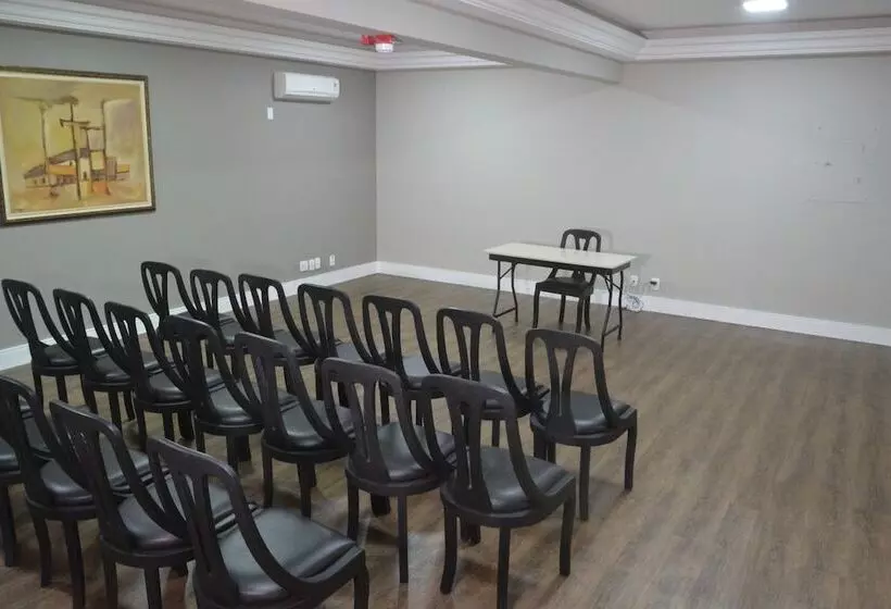 Отель Premium Vila Velha Ponta Grossa