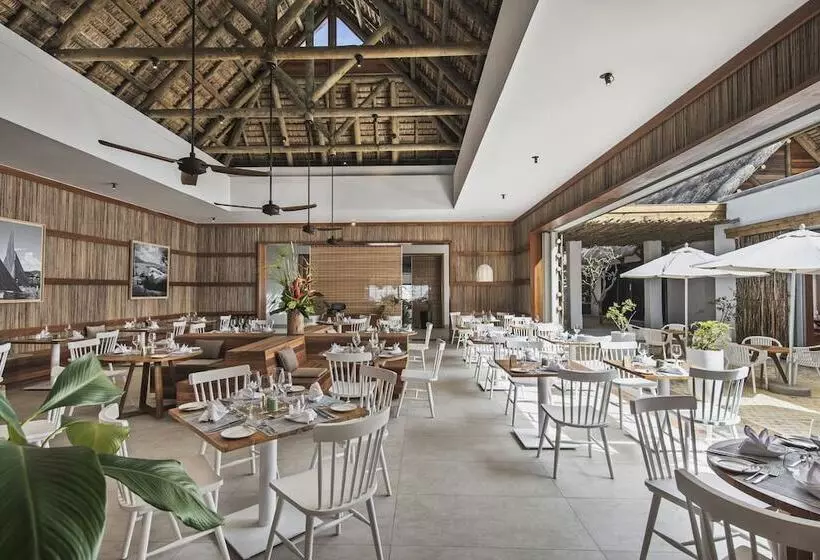 هتل Preskil Island Resort