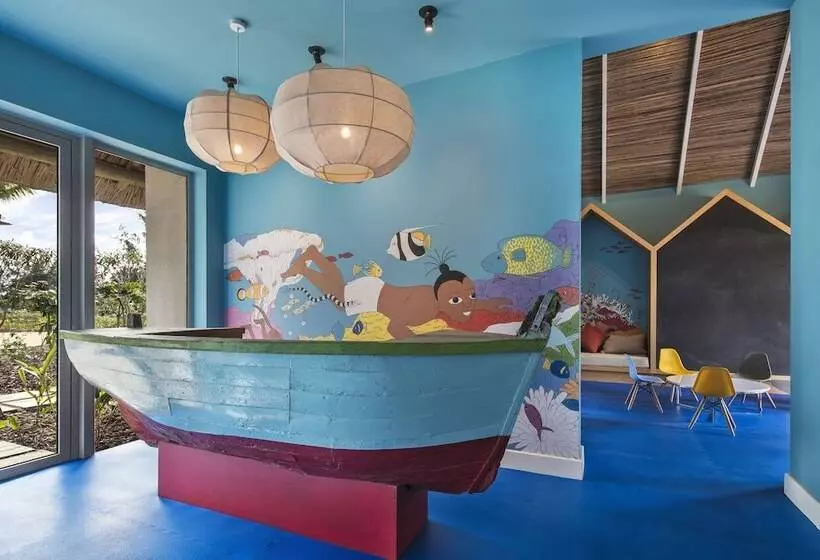 هتل Preskil Island Resort