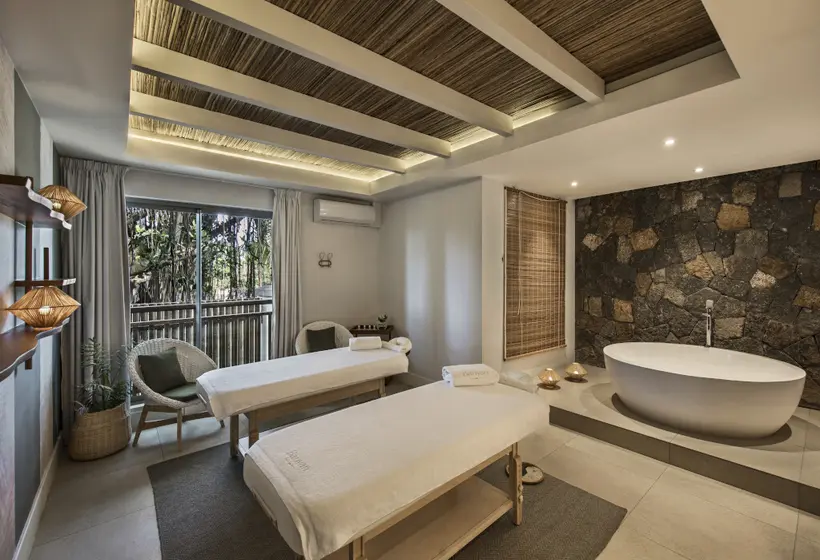 هتل Preskil Island Resort