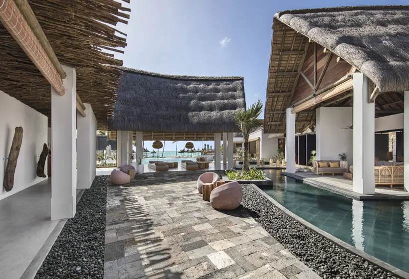 هتل Preskil Island Resort
