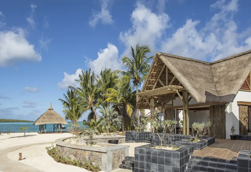 هتل Preskil Island Resort