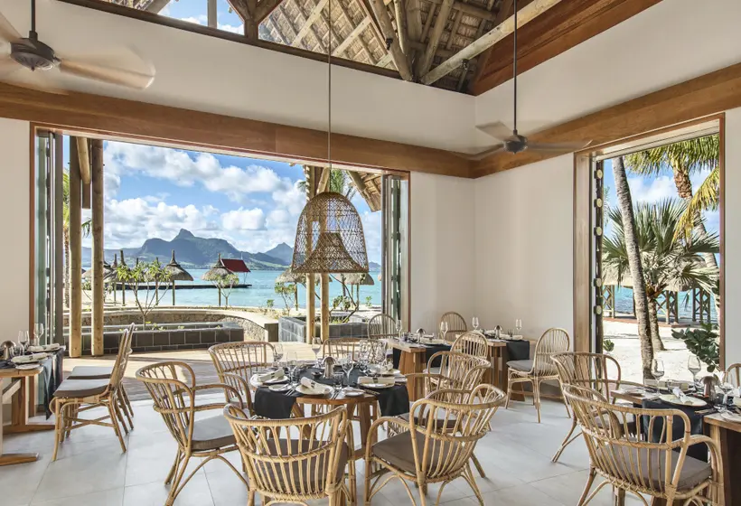 هتل Preskil Island Resort