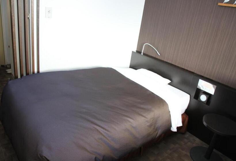 Shin Osaka Washington Hotel Plaza