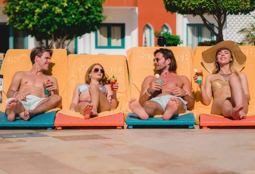 Hotel Sunrise Garden Beach Resort