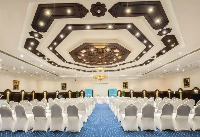 Hotel Sunrise Garden Beach Resort