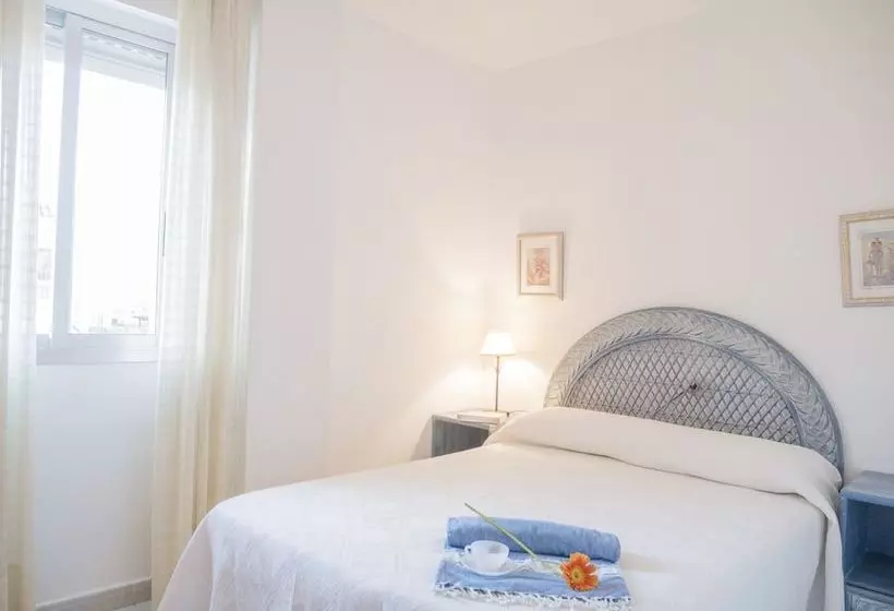 Apartamentos Marineu Irta Playa