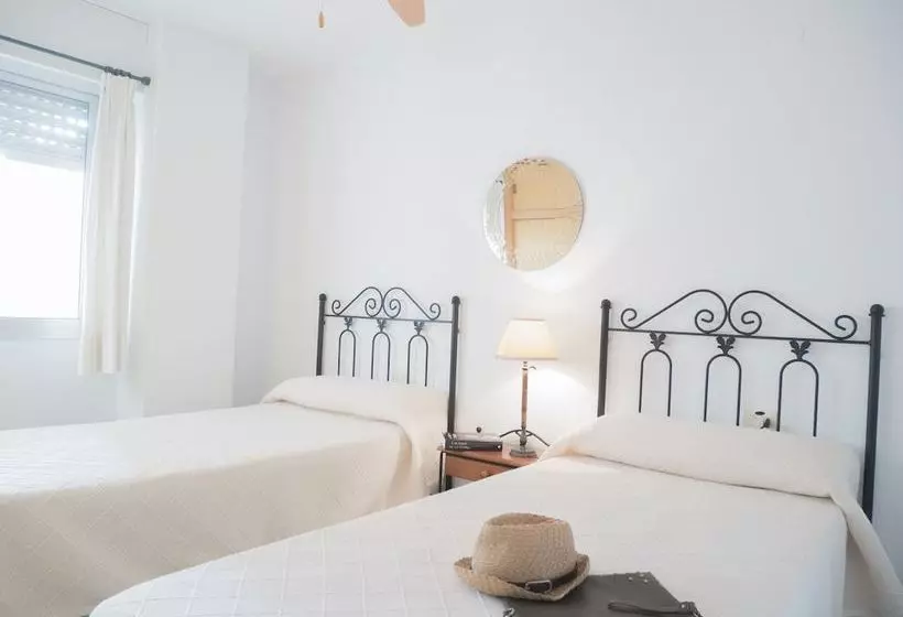 Apartamentos Marineu Irta Playa