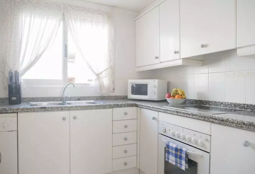 Apartamentos Marineu Irta Playa