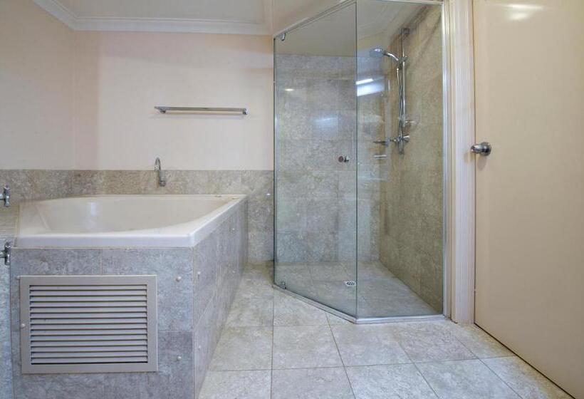 בית מלון כפרי Abbey Beach Resort