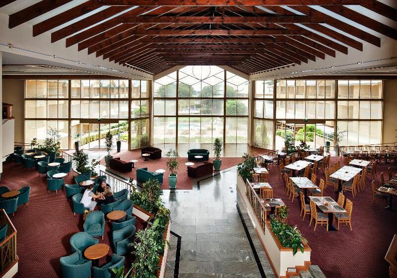 בית מלון כפרי Abbey Beach Resort