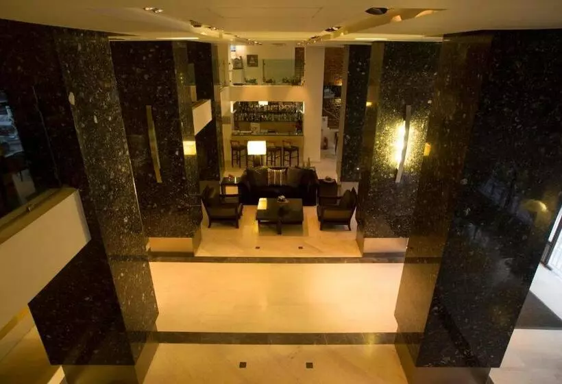 Hotel Davitel Tobacco