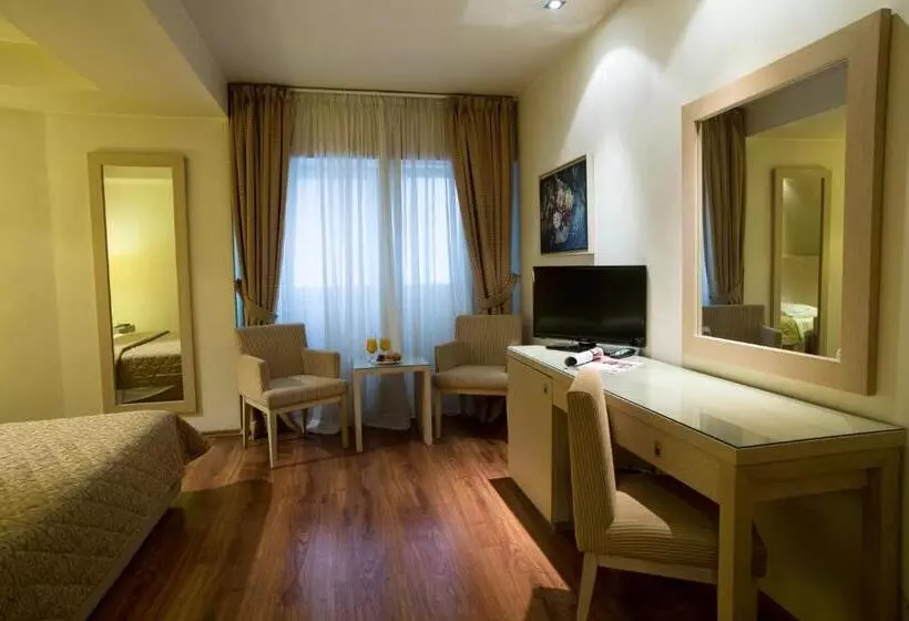 Hotel Davitel Tobacco