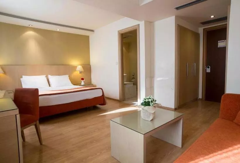 Hotel Davitel Tobacco