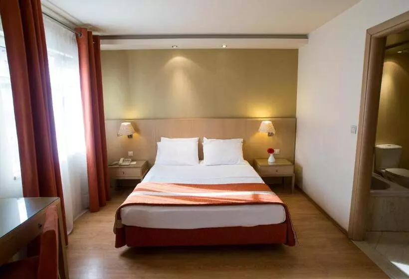 Hotel Davitel Tobacco