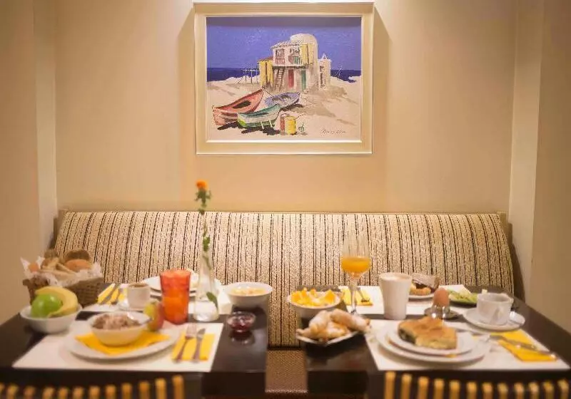 Hotel Davitel Tobacco