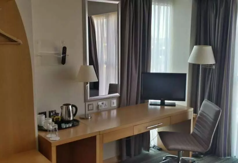 ホテル Holiday Inn Birmingham North   Cannock, An Ihg