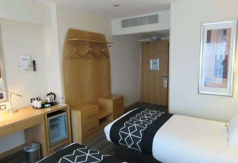 ホテル Holiday Inn Birmingham North   Cannock, An Ihg