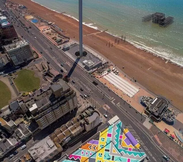 Hotel Holiday Inn Brighton Seafront, An Ihg