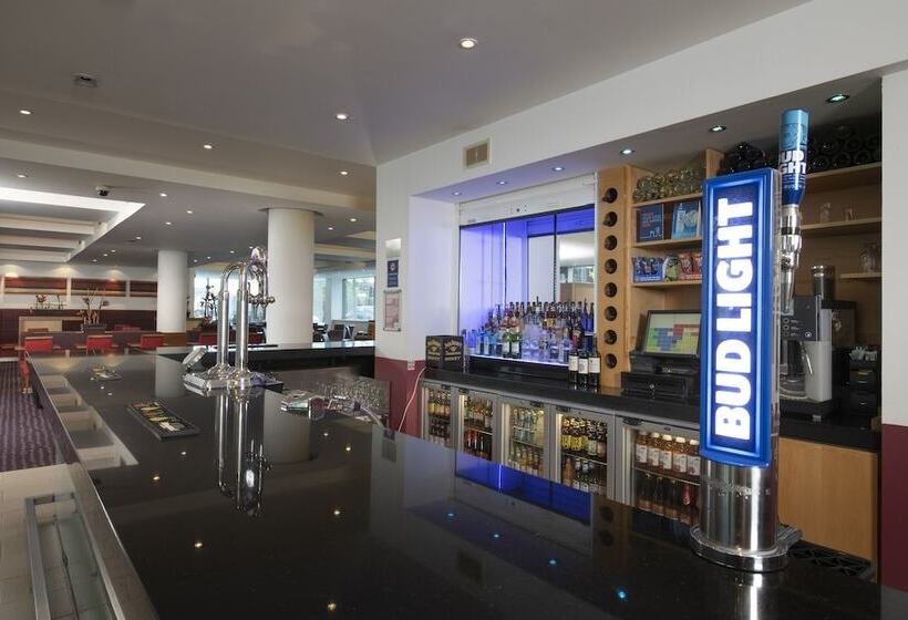 فندق Holiday Inn Express Newcastle City Centre, An Ihg